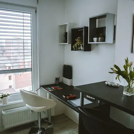 Design Apartment, The Centre Close To The Health Пьештяни